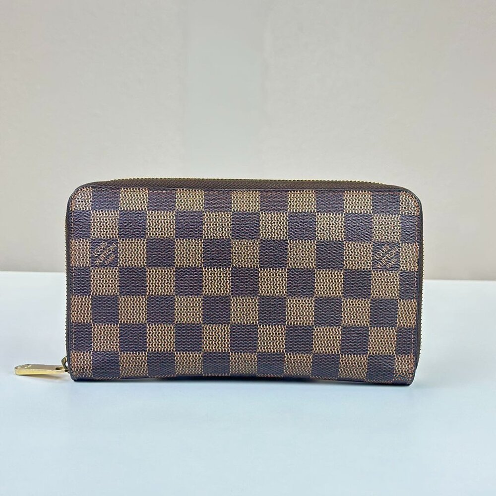 Louis Vuitton Damier Ebene Wallet